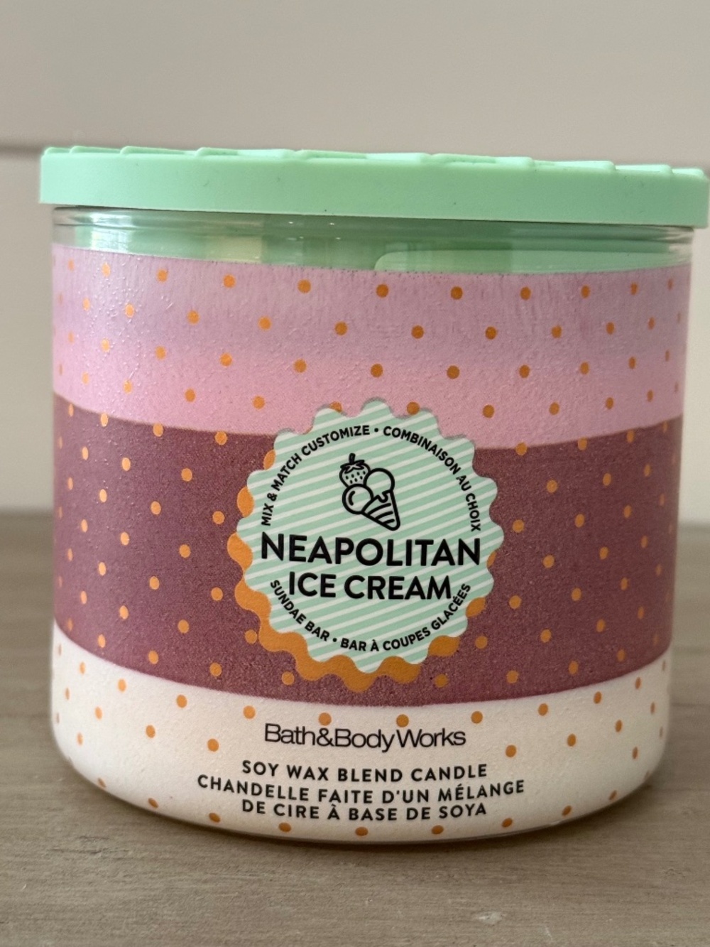 Bath & Body Works Candle Neapolitan Ice Cream 3 Wick New